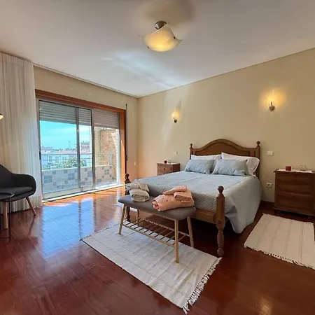 Machados House Hébergement de vacances *